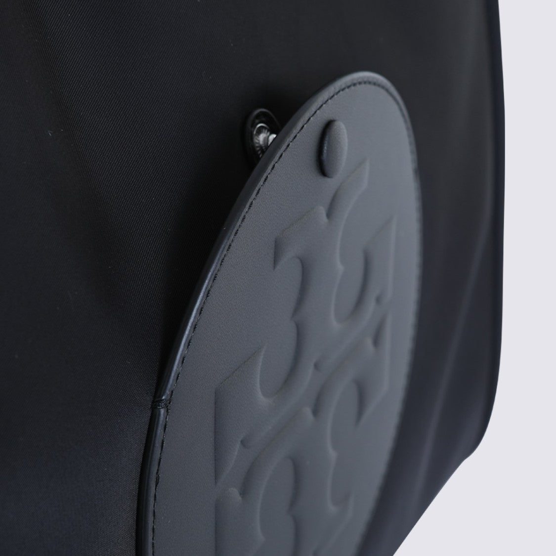 Tory Burch Rectangular Tote Bag With Embossed Logo And Structured Silhouette