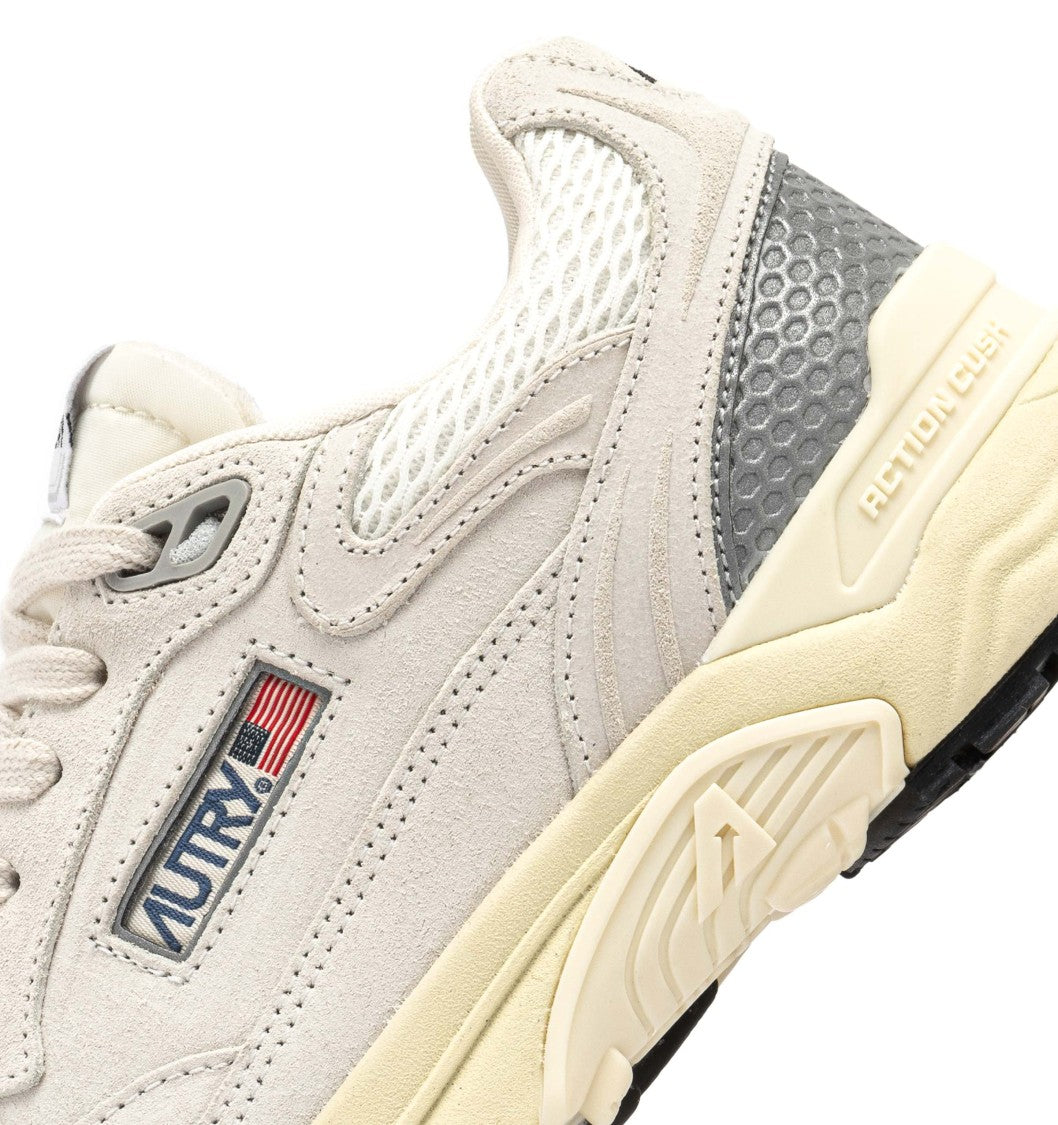 Autry Hyperway Suede Running Shoes