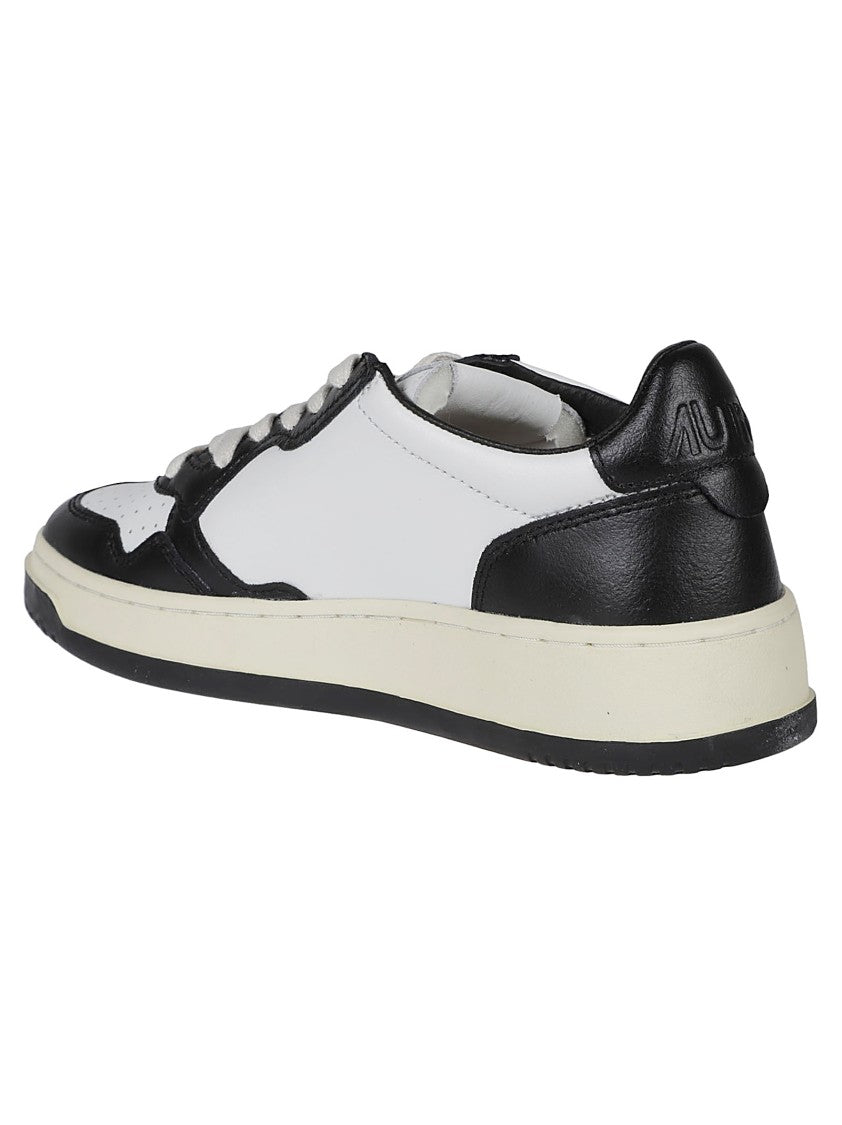 Autry Medalist Low Leather Low-Top Sneakers