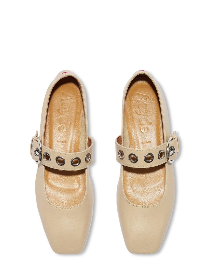Aeydē Pointed Toe Nappa Leather Flat Shoes
