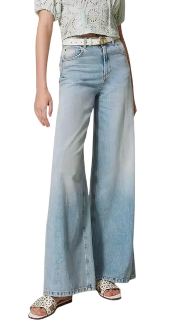 Twin-Set Wide-Leg High-Waisted Jeans With Vintage Appeal