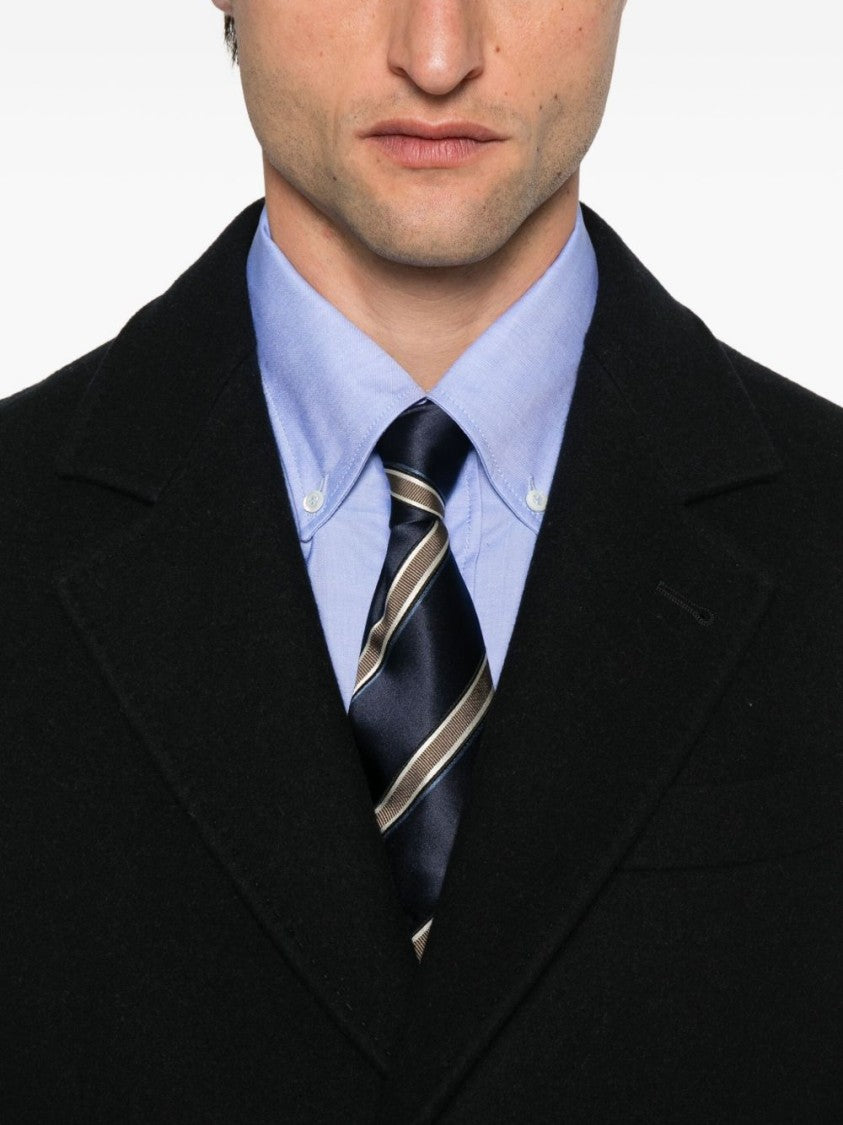 Brunello Cucinelli Classic Black Button-Up Coat With Notched Lapels