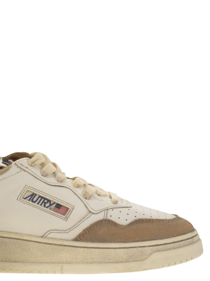 Autry Super Vintage - Leather Sneakers