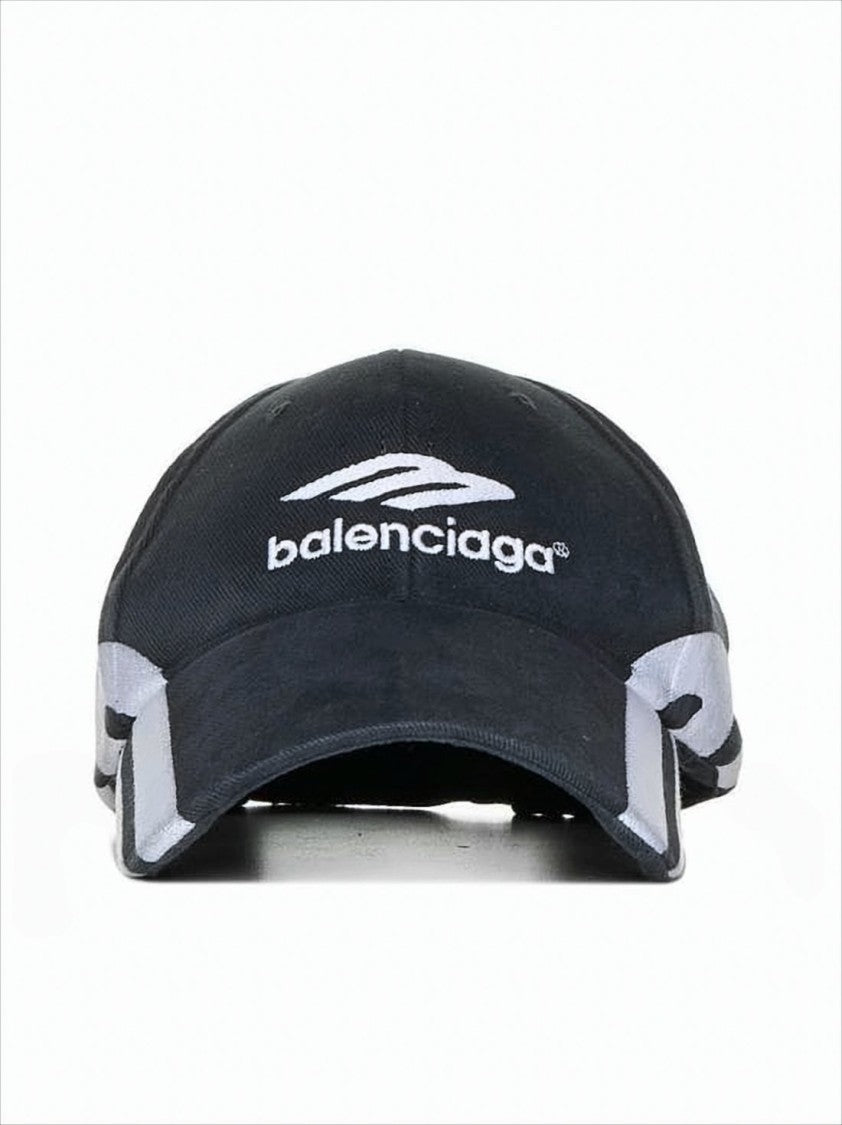 Balenciaga Structured Baseball Cap With Bold Graphic Accents