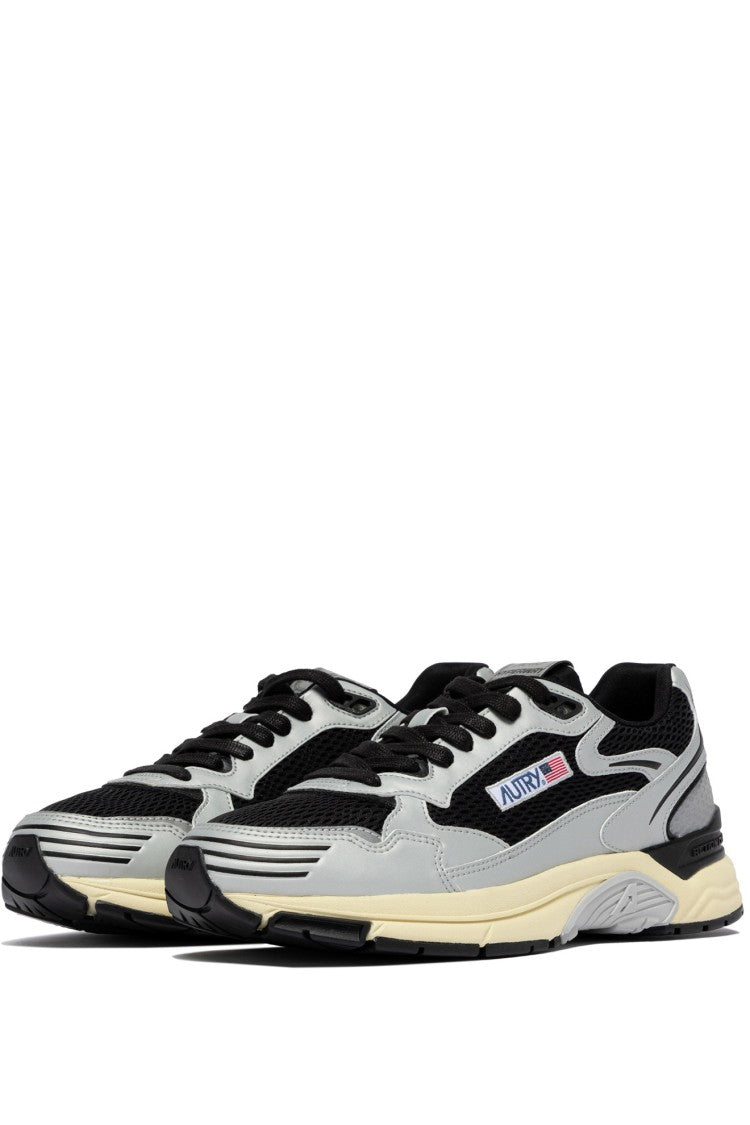 Autry Silver Black Hyperway Sneakers