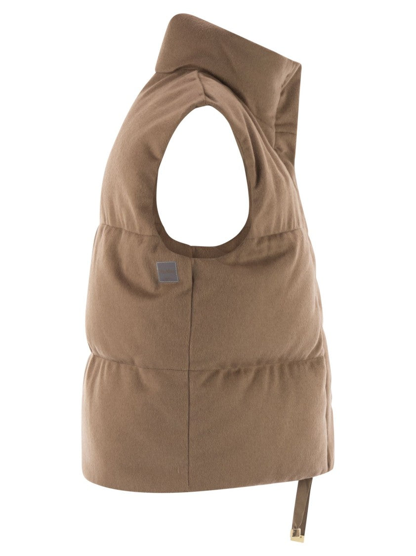 Max Mara Dioniso Reversible Padded Waistcoat In Camel