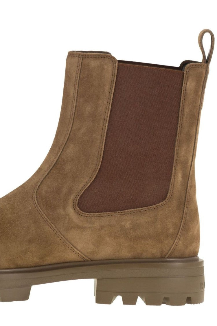 Hogan Classic Brown Leather Boots With Robust Sole And Lace-Up Front