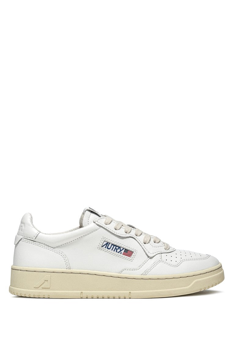 Autry Medalist Leather Sneakers White Heel Tab