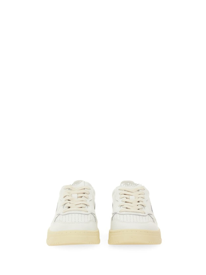 Autry "Medalist Low" Sneaker