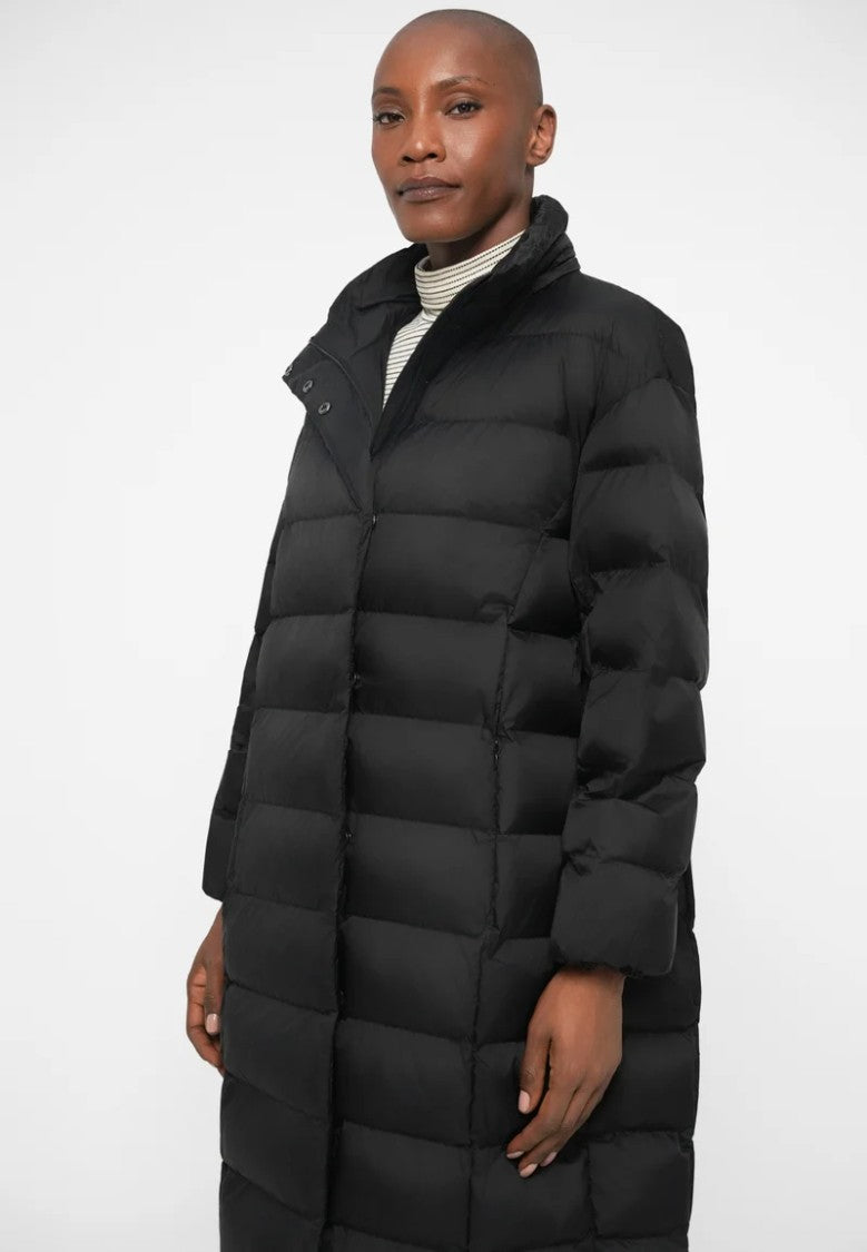 Max Mara Quilted Down Coat With High Collar