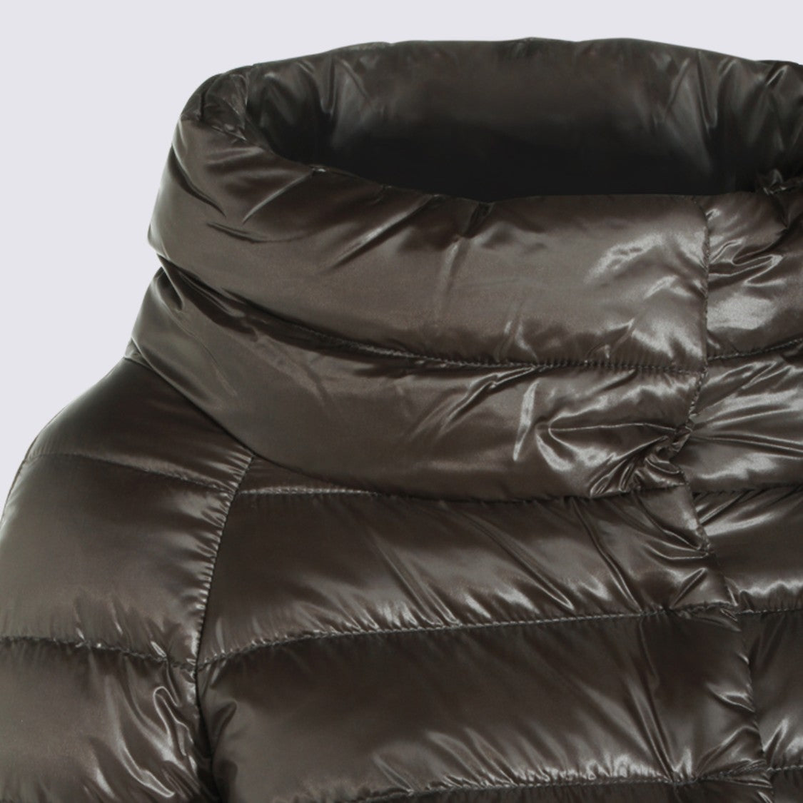 Herno Glossy Quilted Puffer Coat With High Collar And Boxy Silhouette
