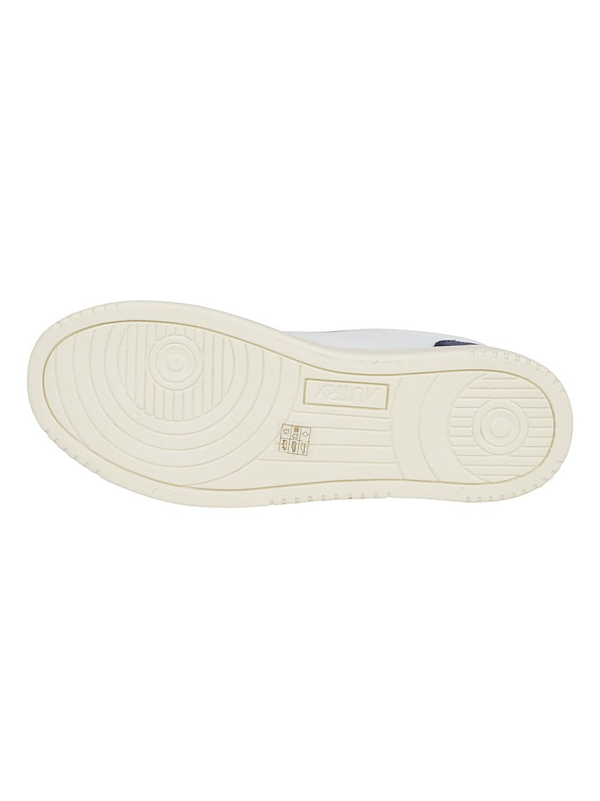 Autry Medalist Low Leather-Suede Low-Top Sneakers