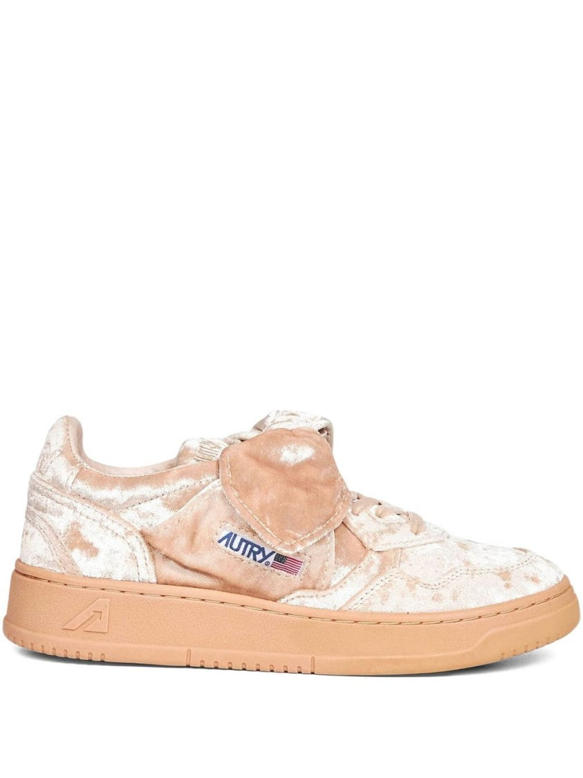 Autry Medalist Low Bow 'Velvet' Sneakers