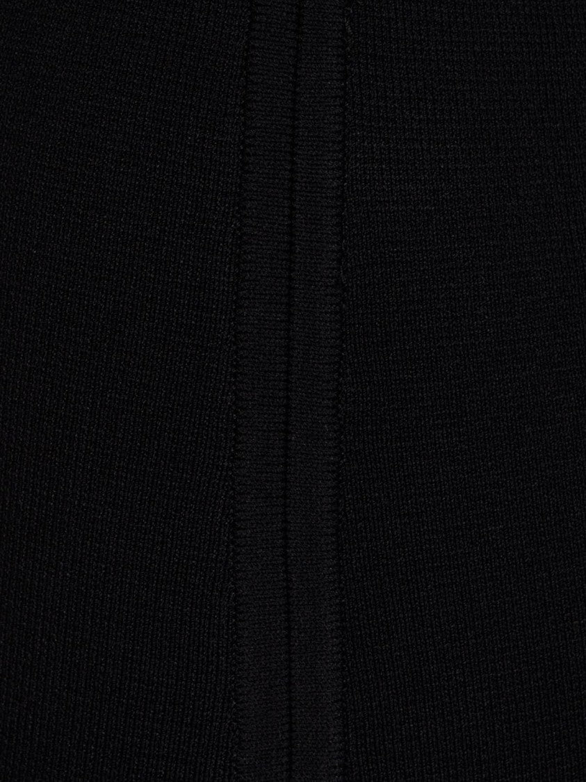 Totême Fitted Black Knit Top With Long Sleeves And Rounded Neckline