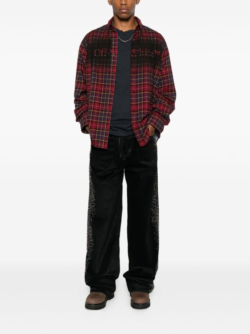 Off-White Plaid Pattern Button-Up Shirt