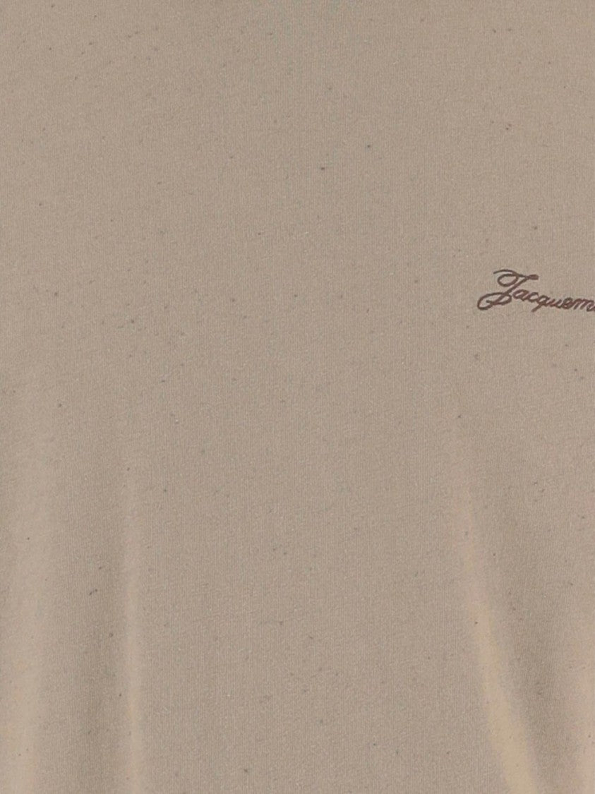 Jacquemus Boxy Fit Beige T-Shirt With Subtle Script Detailing