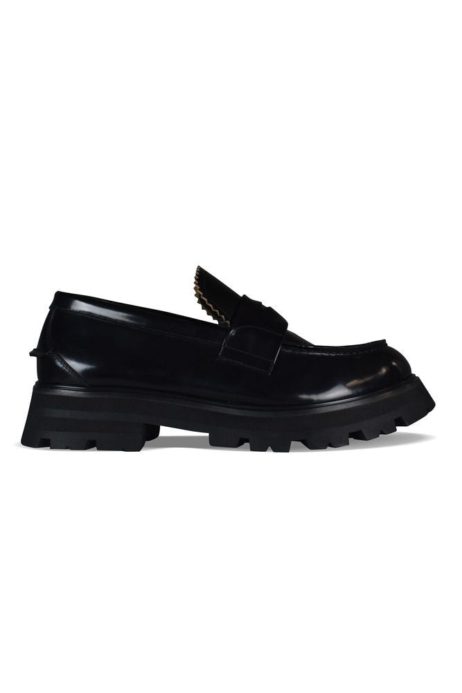 Alexander Mcqueen Round Toe Black Leather Loafers