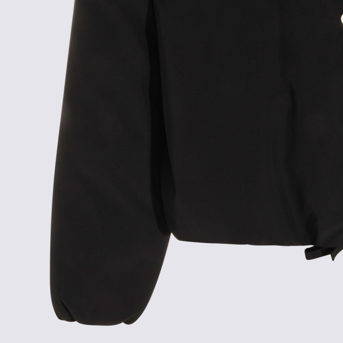 Jil Sander Boxy Black Coat With Classic Collar And Snug Fit
