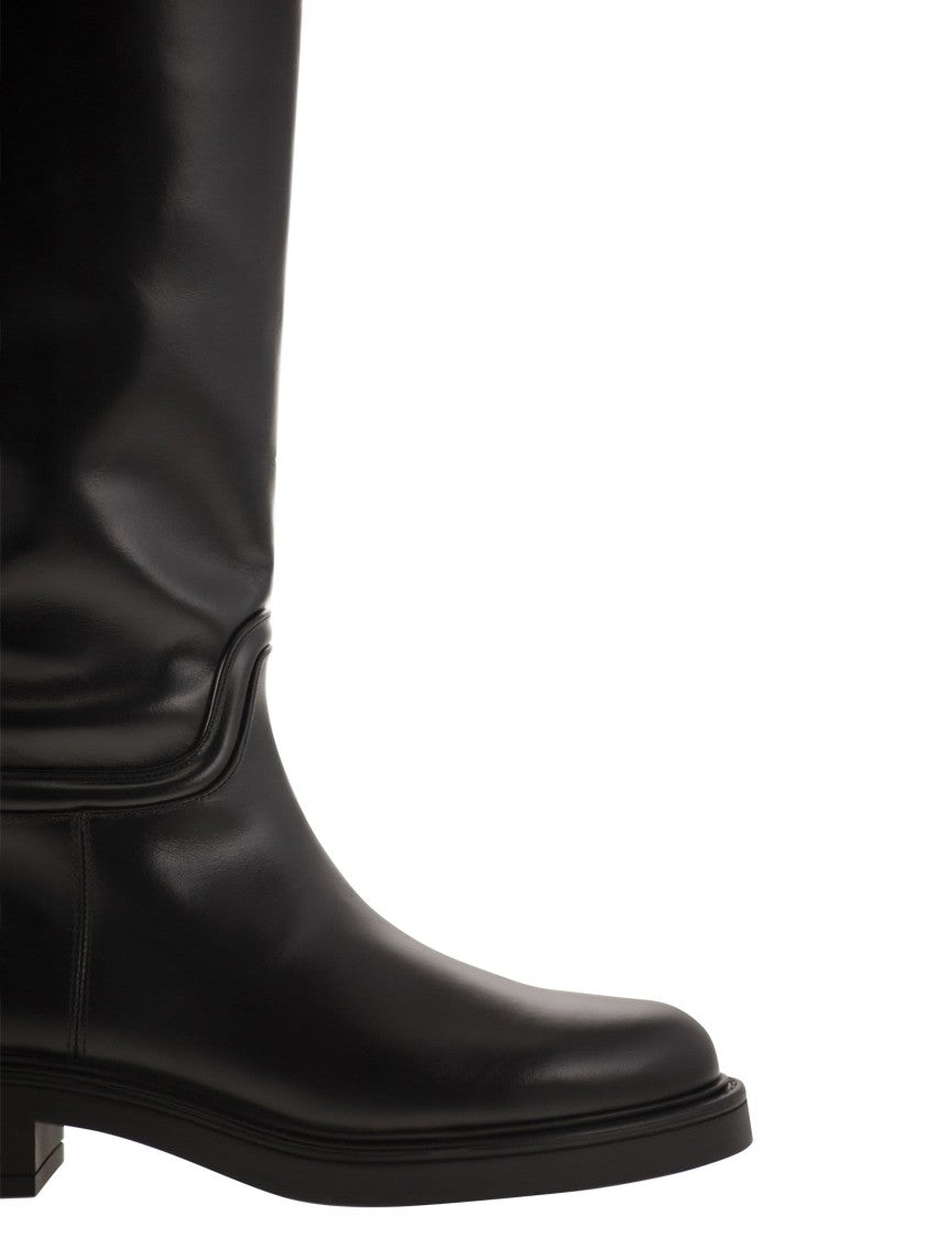 Stuart Weitzman Celia - Leather Boot