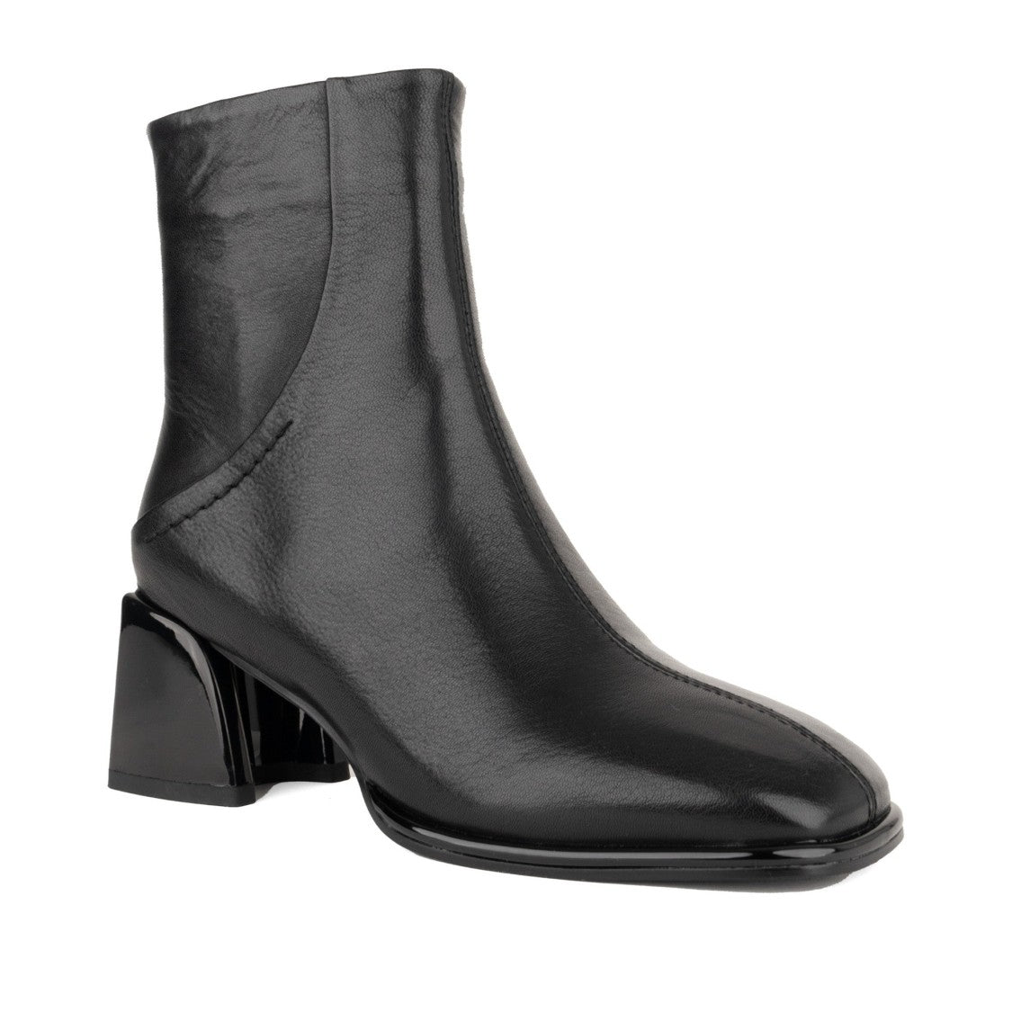 Linda Baumann Black Low Ankle Glossy Block Heel Leather Boots