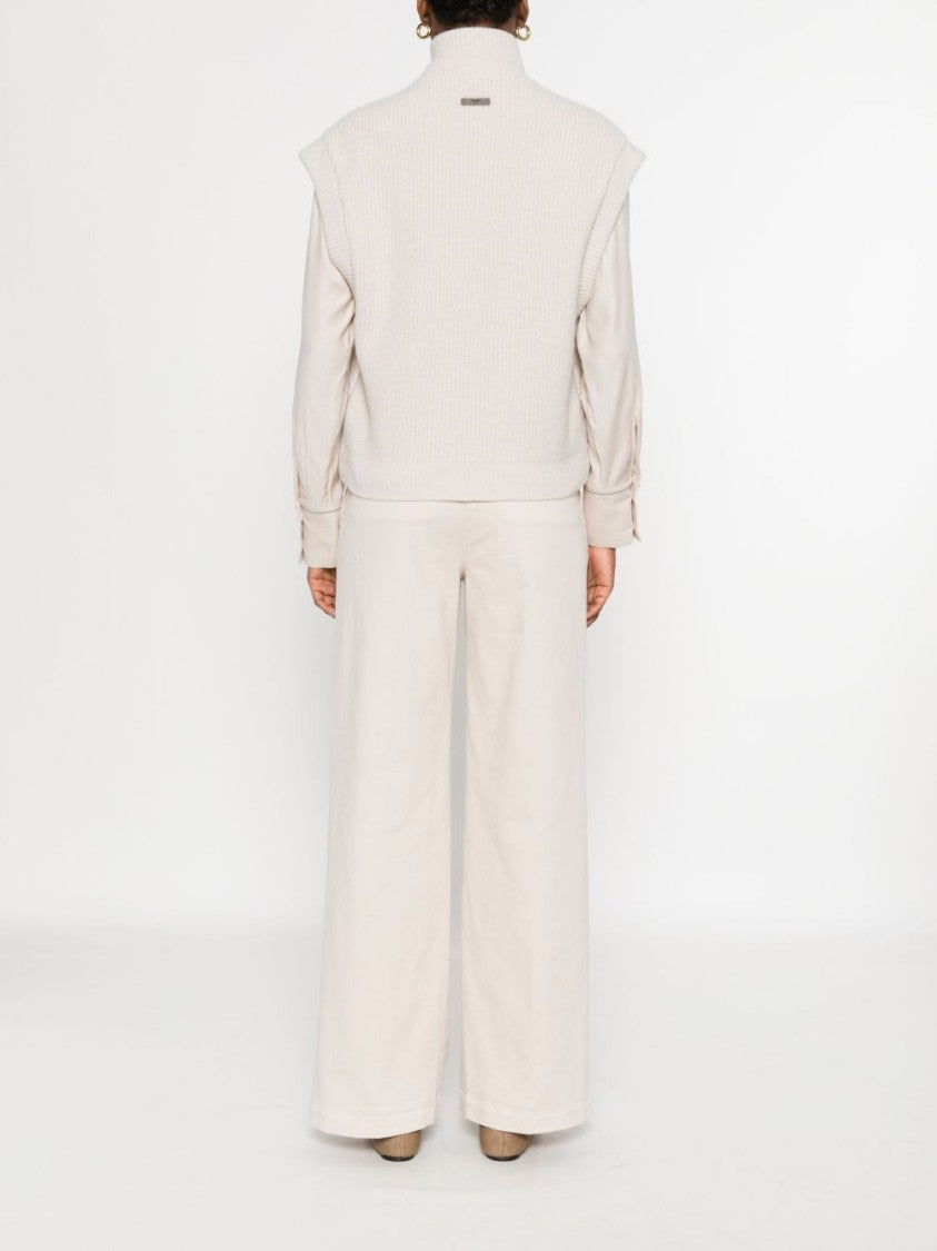 Peserico Quilted Beige Sleeveless Jacket