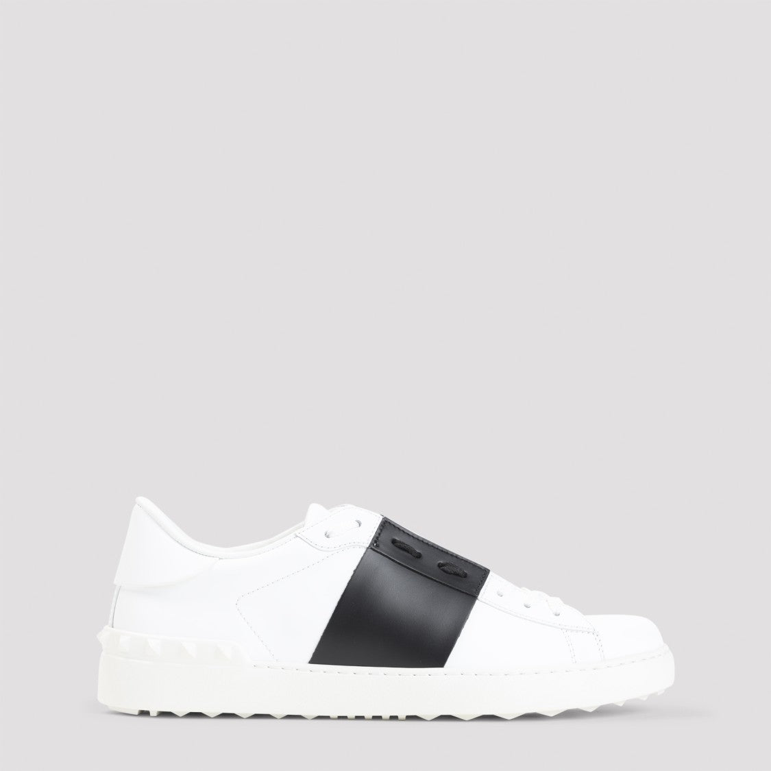 Valentino Garavani Calf Leather Low-Top Sneakers With Signature Details
