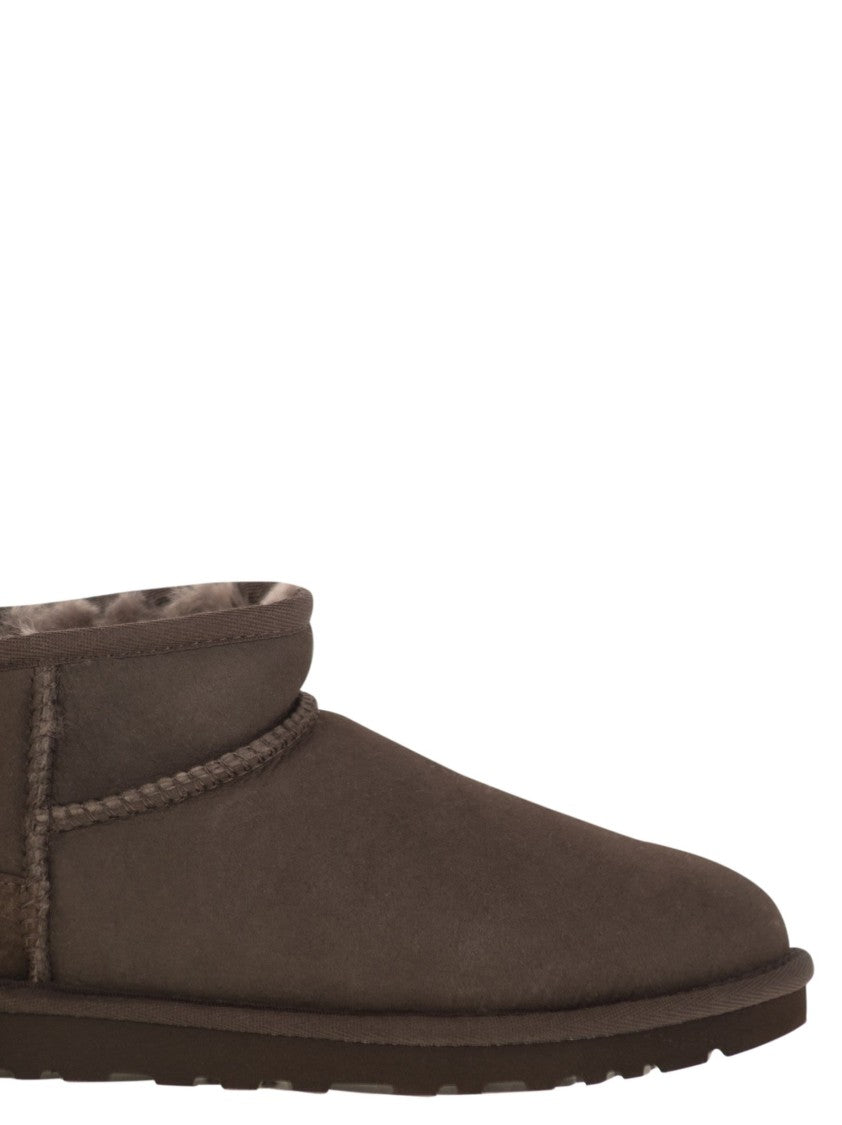 Ugg Classic Ultra Mini - Sheepskin Boot