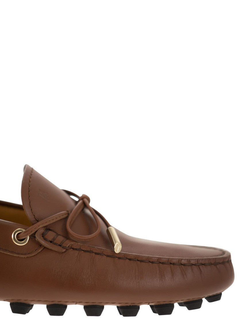 Tod's Bubble Leather Grommet With Loop Lace