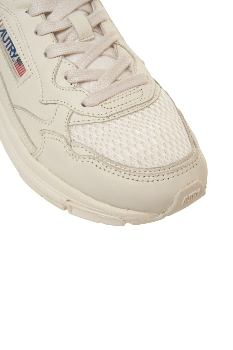 Autry Hyperway' Sneakers