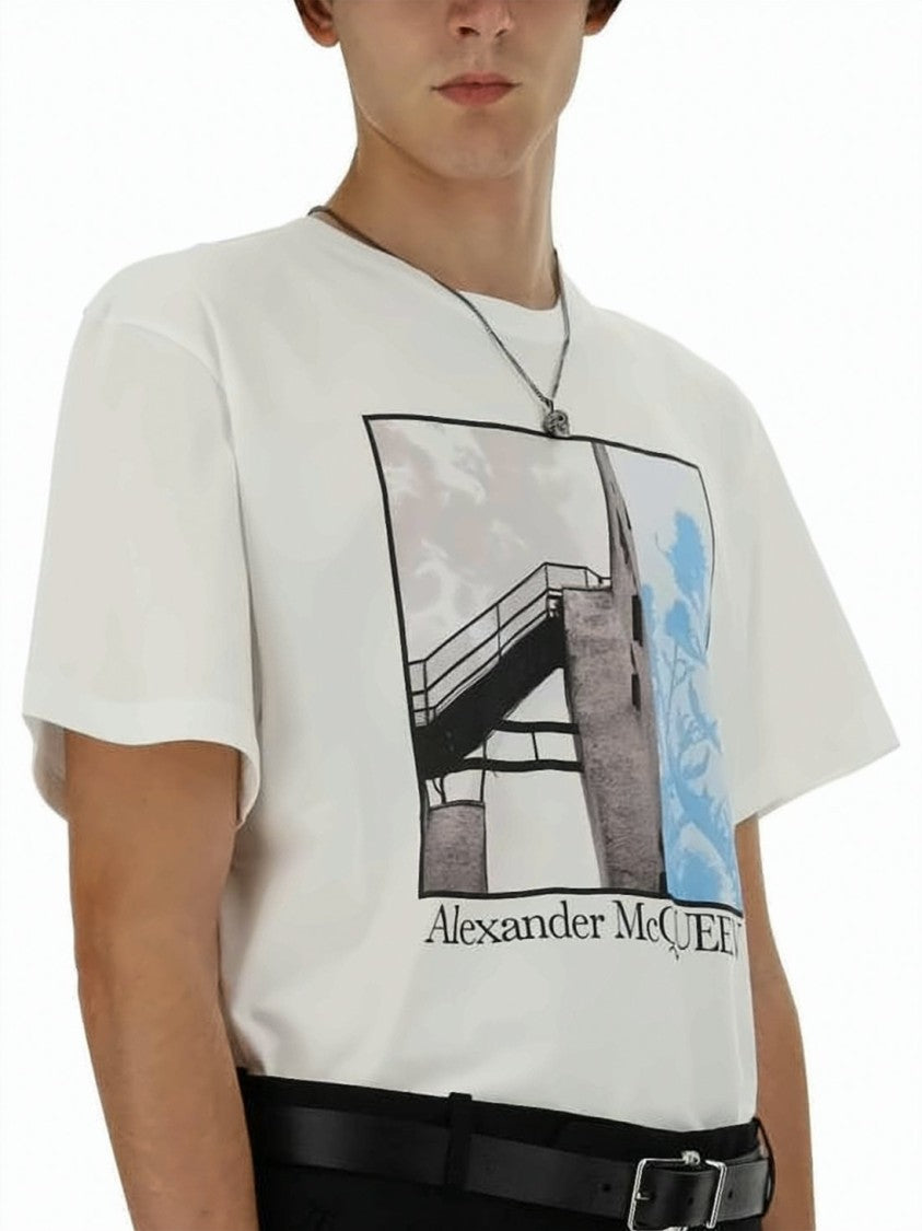 Alexander Mcqueen Relaxed Fit Short-Sleeve T-Shirt With Architectural Print