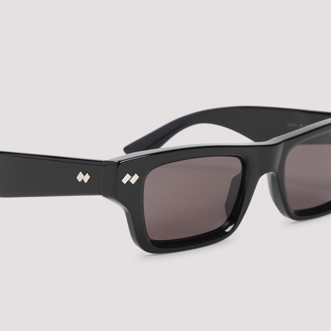 Bottega Veneta Square Frame Sunglasses With Tinted Lenses