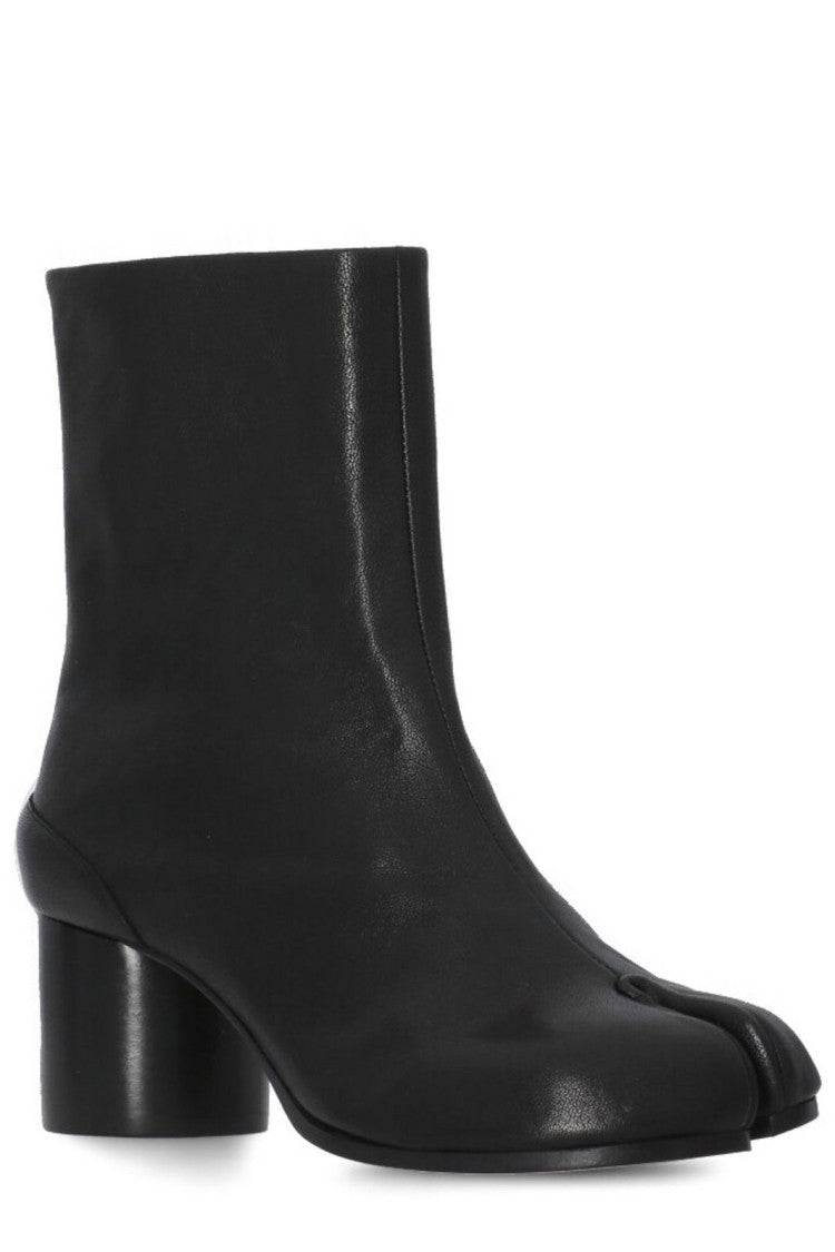 Maison Margiela Glossy Leather Ankle Boots With Split-Toe Design
