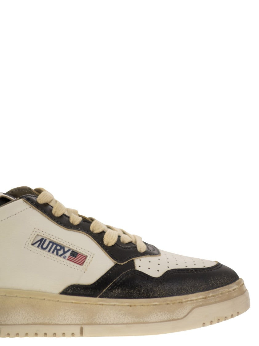 Autry Medalist - Super Vintage Trainers
