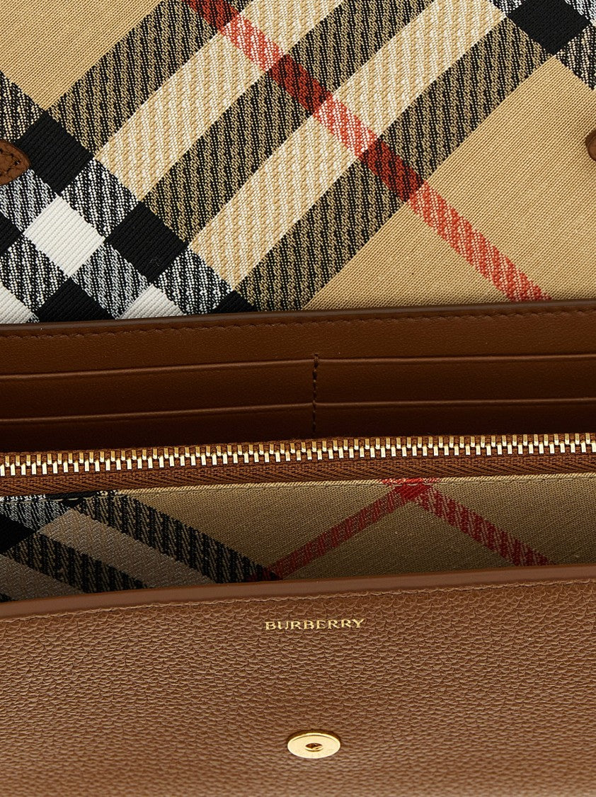 Burberry 'Cotswolds' Wallet On Chain