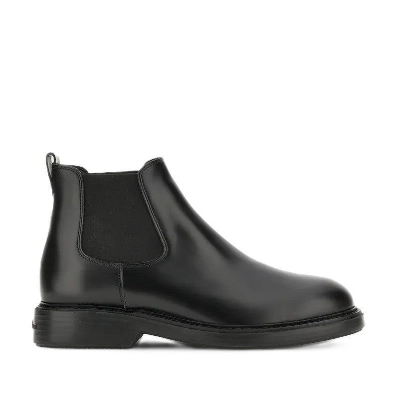 Hogan Smooth Leather Chunky Sole Chelsea Boots