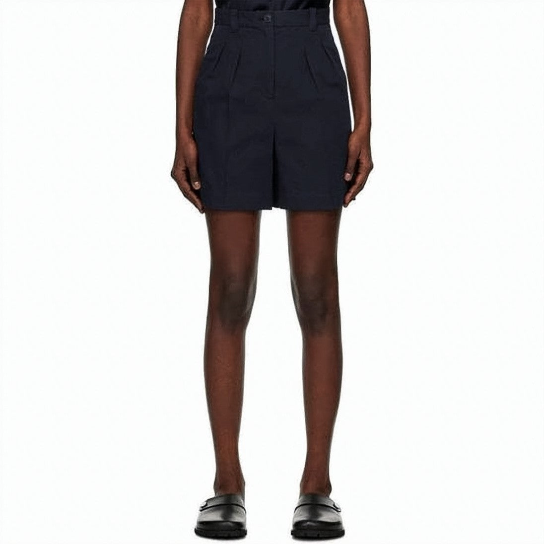 A.P.C. Tailored Shorts With High Waist And Pleated Detailing