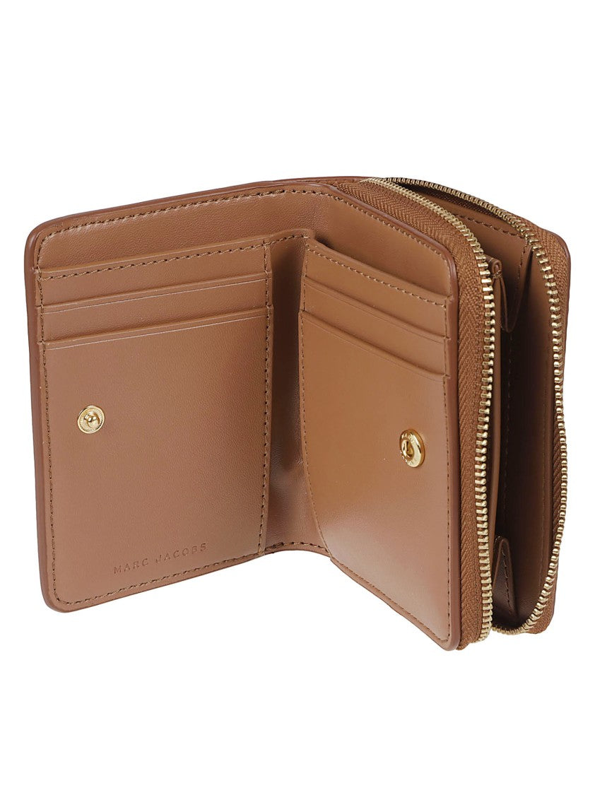 Marc Jacobs Textured Leather Wallet With Bold Logo