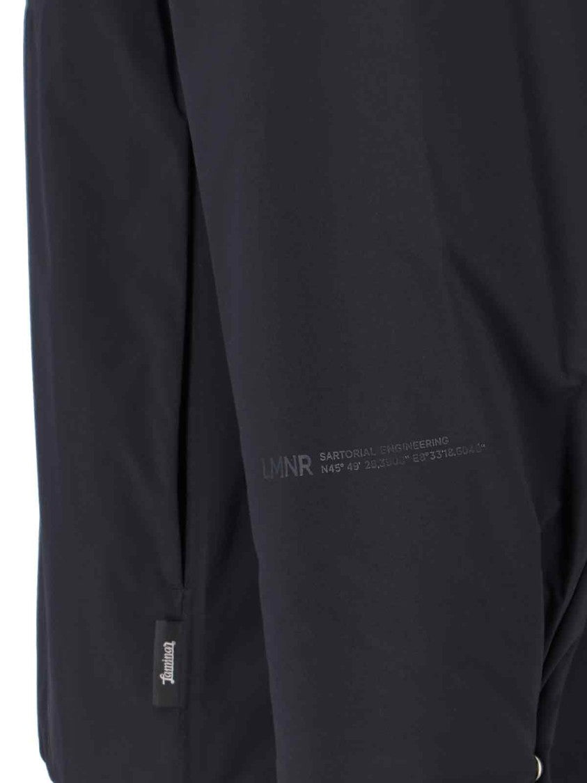 Laminar Minimalist Black Jacket With Tailored Fit And Zipper Closure