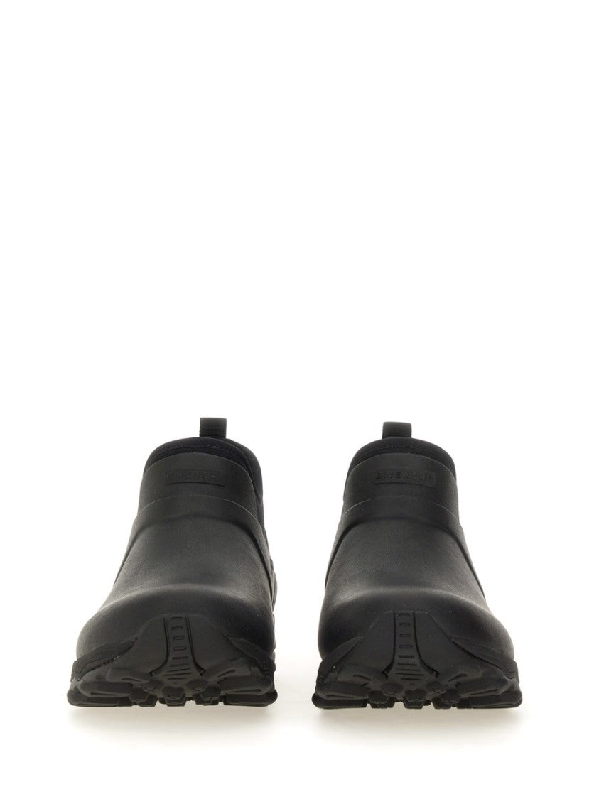 Givenchy Bogs Chelsea Boot