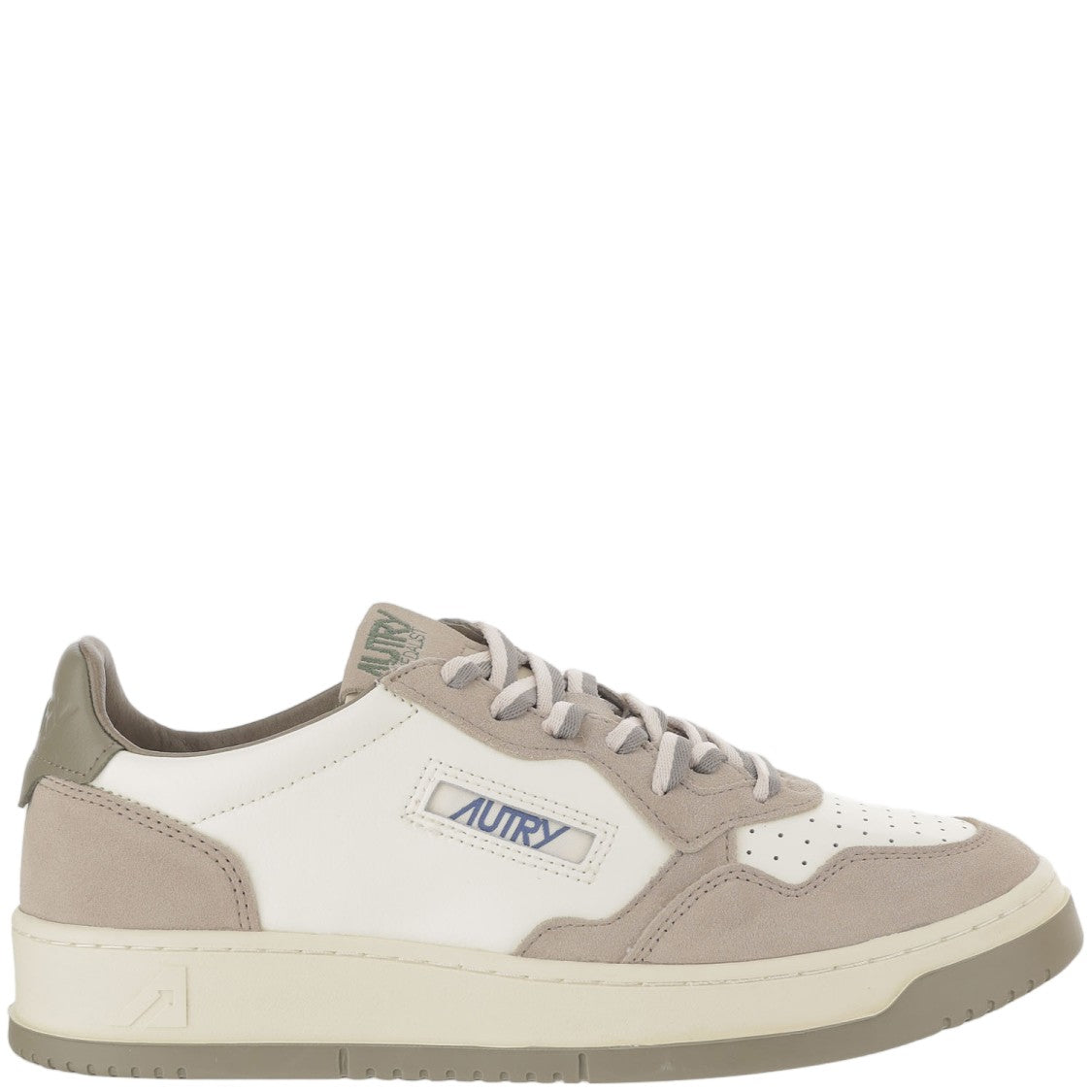 Autry Medalist Low Leather Sneakers With Embossed Logo