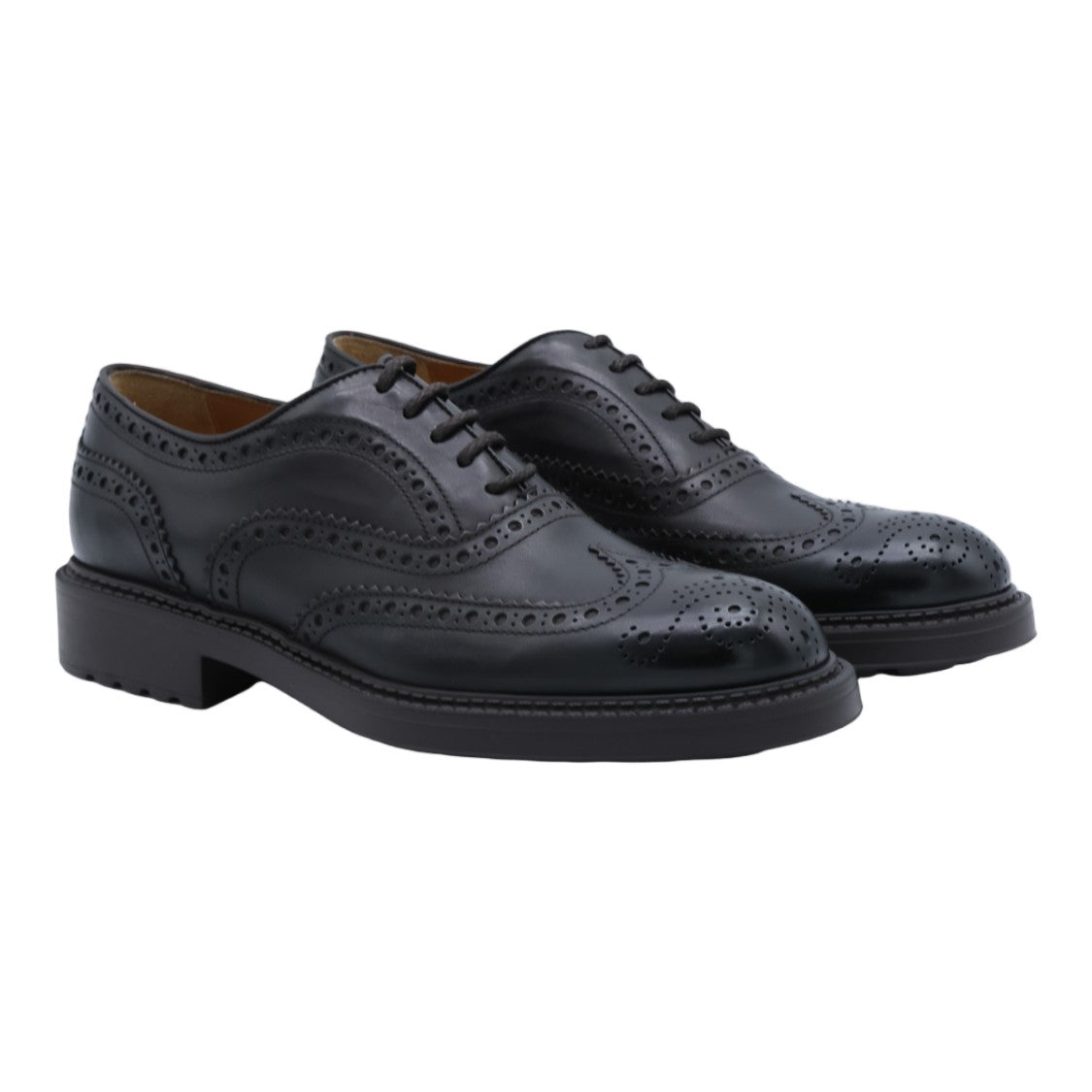 Doucal's Classic Brogue Flat Shoes With Wingtip Detailing