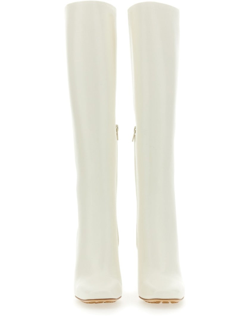 Bottega Veneta Knee-High Leather Boots With Elegant Silhouette
