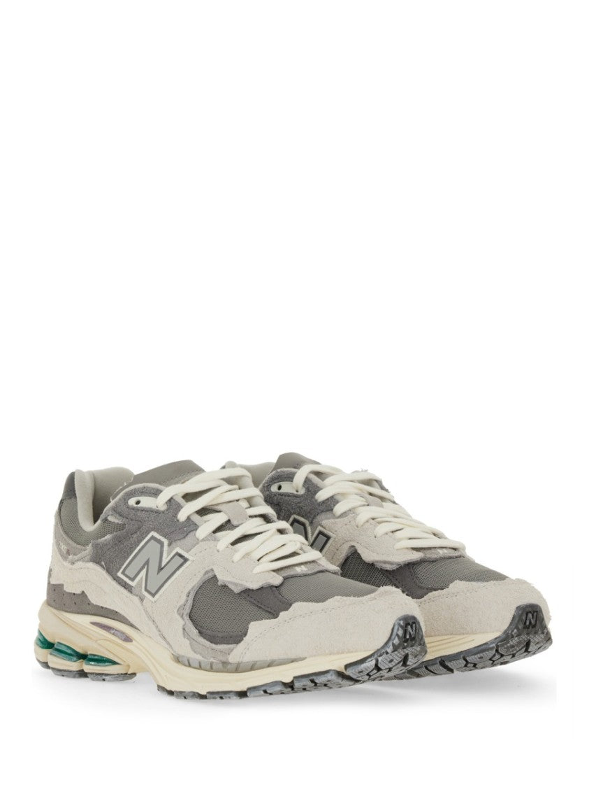 New Balance Layered Mesh And Suede Sneakers With Retro Aesthetic