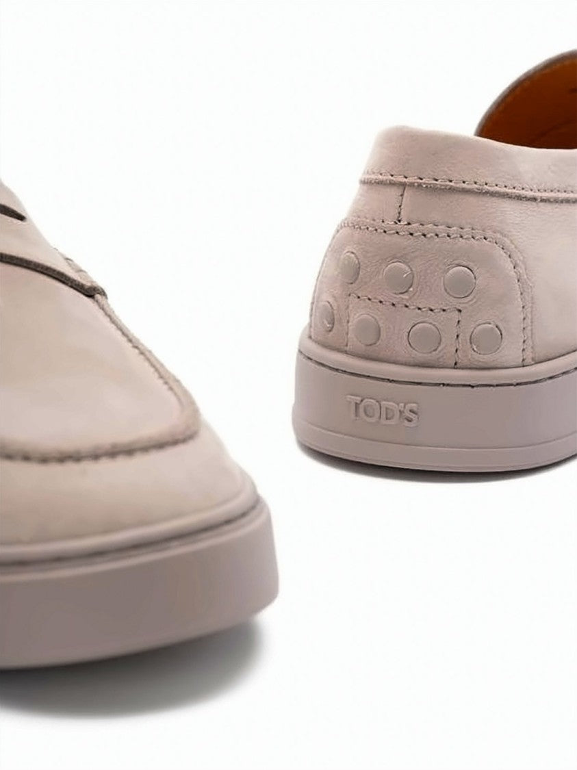 Tod's Calf Leather Loafer With Signature Rubber Pebble Accents