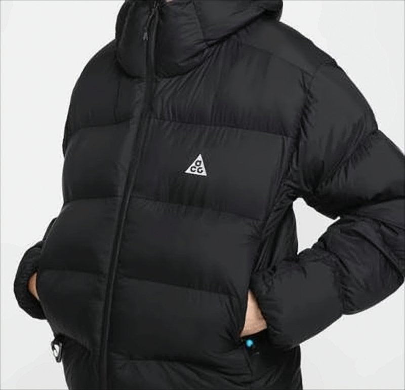 Nike Short Padded Jacket With Quilted Design