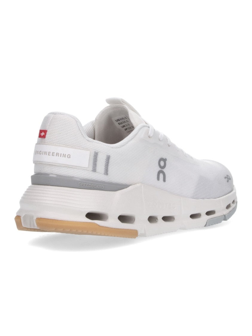 On White Flexible Design Gum Sole Sneakers