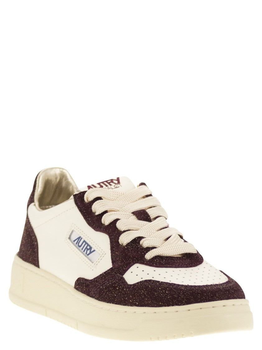 Autry Medalist Low - Sneakers With Two-Tone Glitter