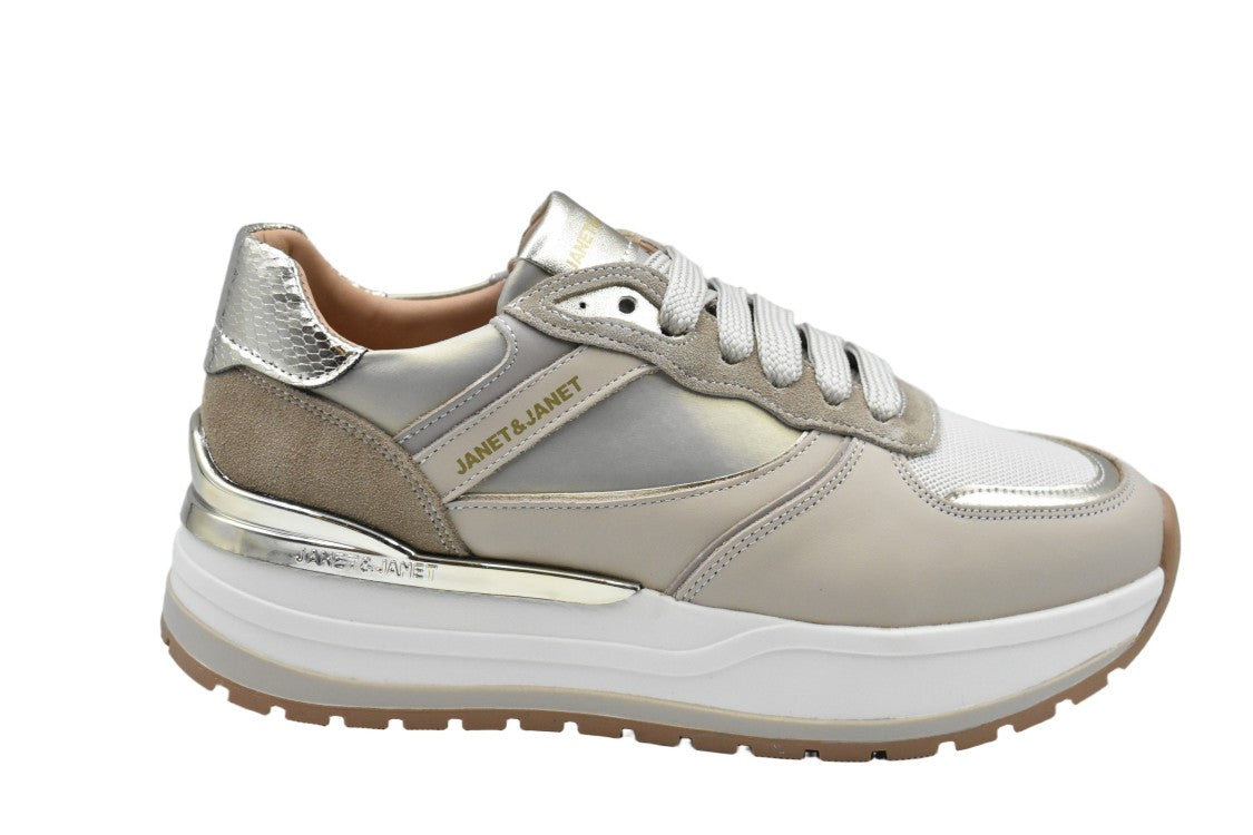 Janet & Janet Beige Platform Sneakers With Metallic Accents