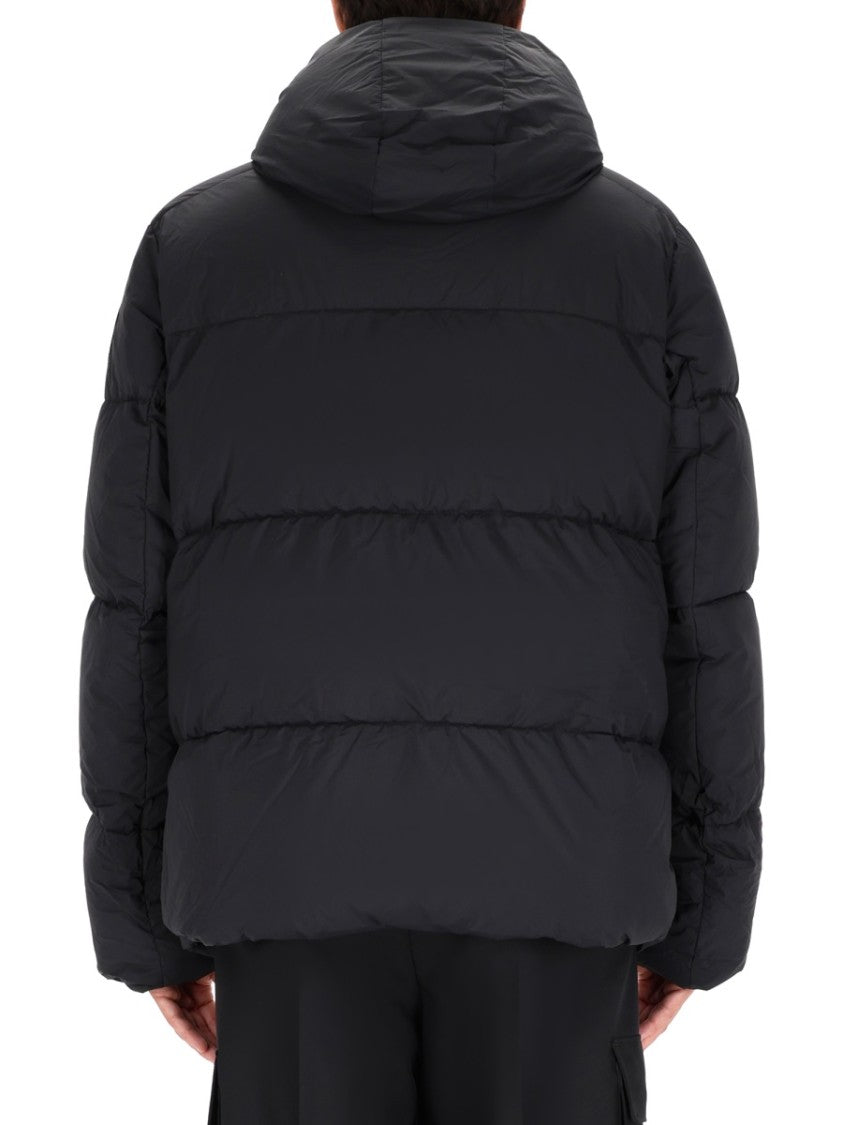 Canada Goose Boxy Padded Jacket With High Collar And Drawstring Features