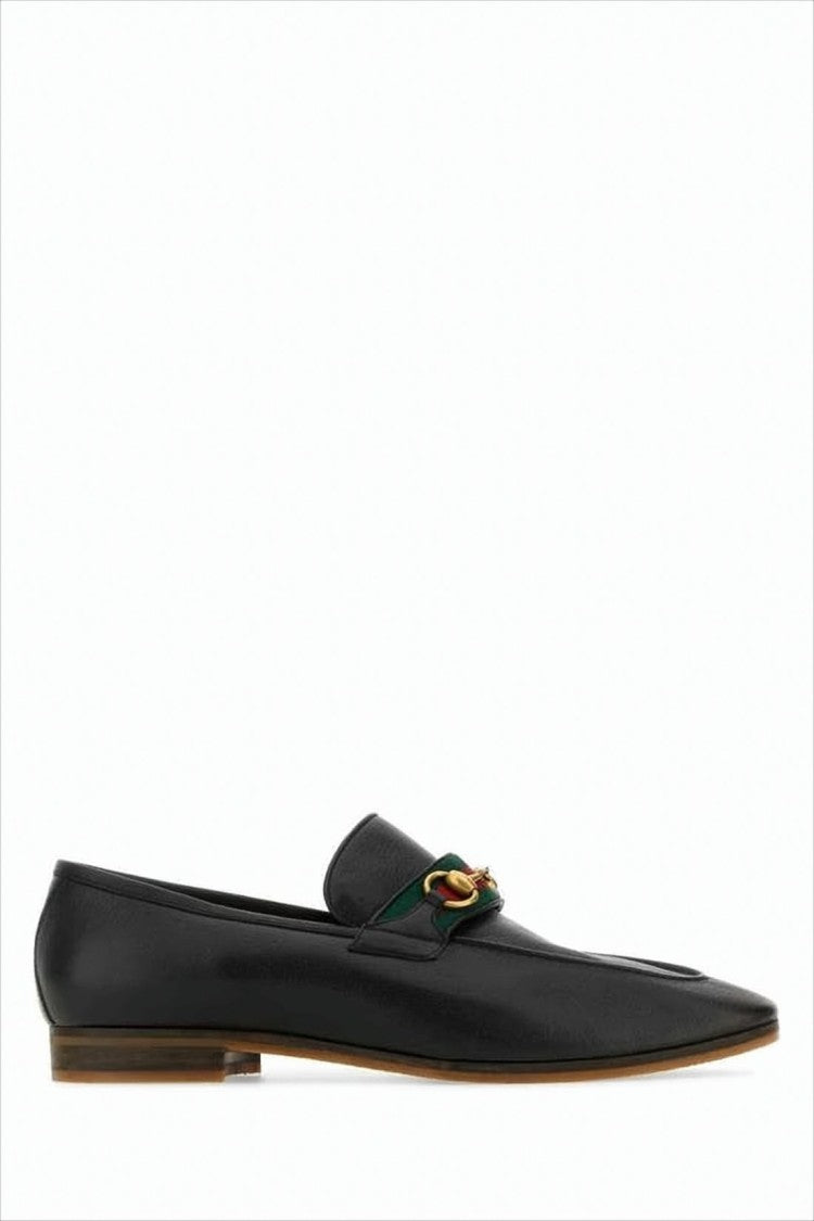 Gucci Pointed Toe Leather Loafers
